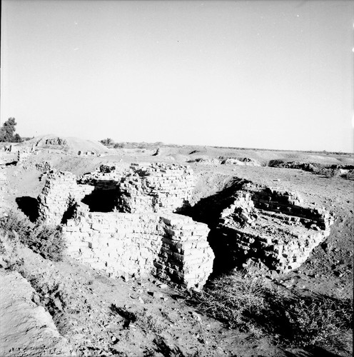 Babylone 1960 palais - babylone, c.
